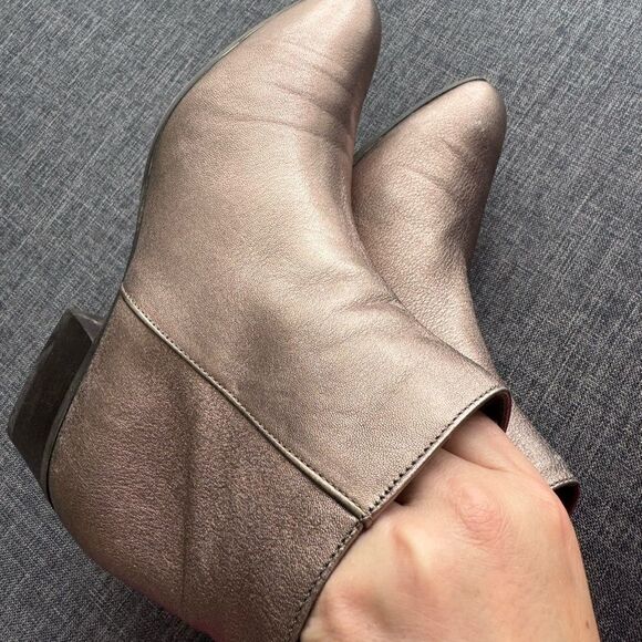 AQUATALIA Women’s Fuoco Weatherproof Leather Ankle Bootie Gold Size 37 - Picture 8 of 11